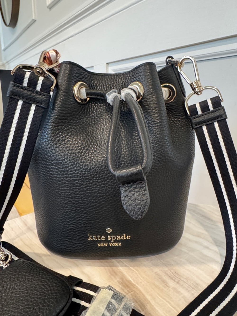 Kate Spade New York Rosie Crossbody Mini Bucket Black Leather Bag - Picture 5 of 17